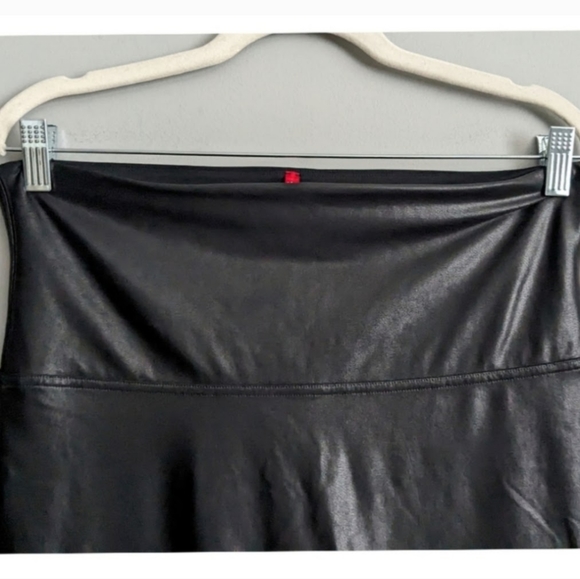 Spanx Cropped Faux Leather Leggings - Picture 3 of 4